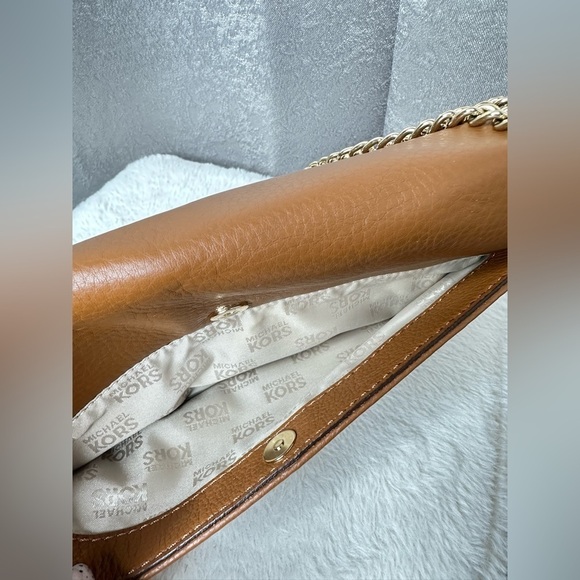 Michael Kors Fulton Pebble Leather Shoulder Flap Bag Brown One Size - Picture 10 of 15